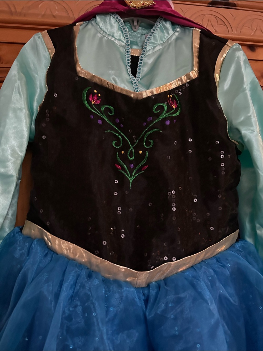 Disney store frozen 1 princess Anna costume with cape size 13/14 older big girl - Picture 3 of 8
